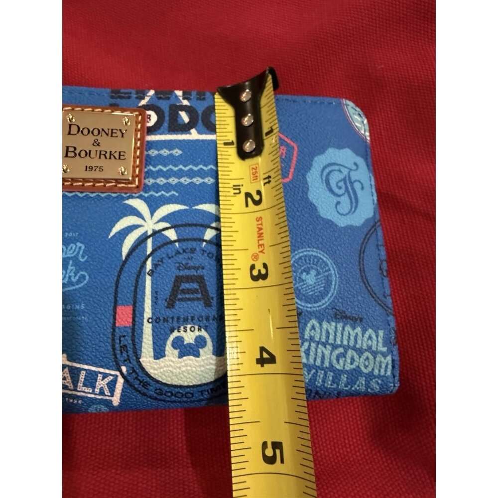 Dooney & Bourke Disney DVC Vacation Club Blue Zip Wristlet Wallet - Picture 6 of 8
